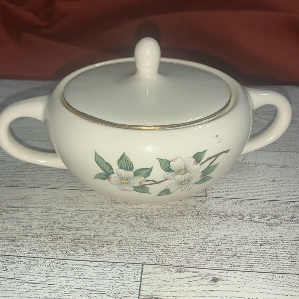 Vintage Harker Pottery Dogwood Pattern Sugar bowl w/ lid